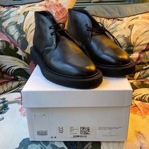 COS men’s black leather desert boot. NWT never worn.
